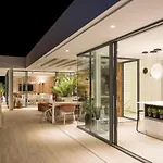Luxury Rebeka - Heated Pool And Jacuzzi *