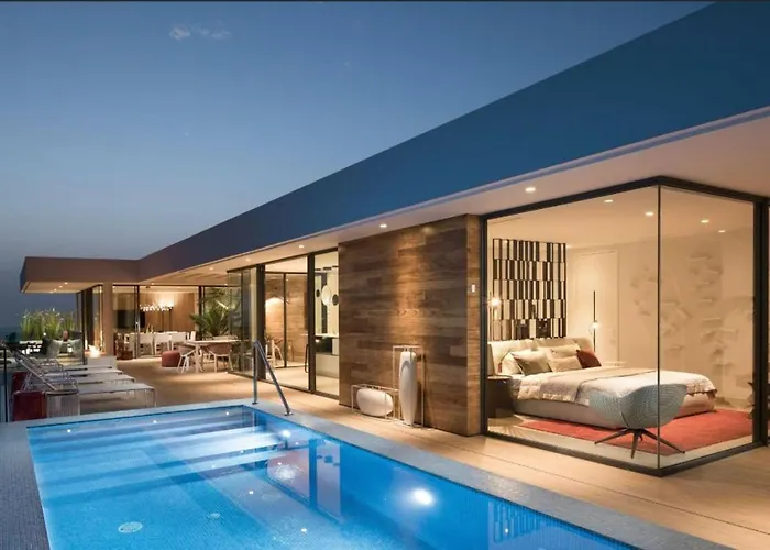 Luxury Rebeka - Heated Pool And Jacuzzi