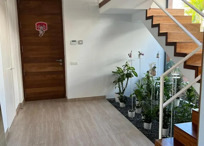 Luxury Rebeka - Heated Pool And Jacuzzi *